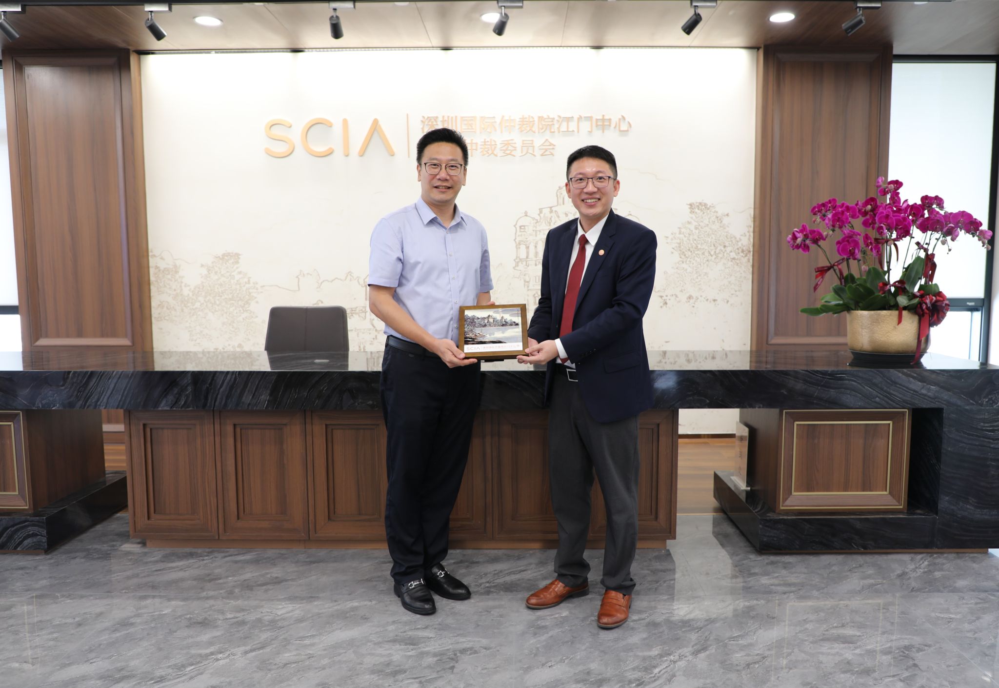 5EDC649A6CF8E613588453B58AA_3344DD6E_44F39