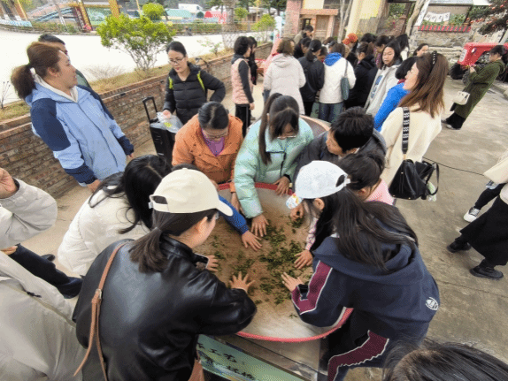 A8D18A97DDB9842493A282E533E_B1CA2C04_26165 A8D18A97DDB9842493A282E533E_B1CA2C04_26165