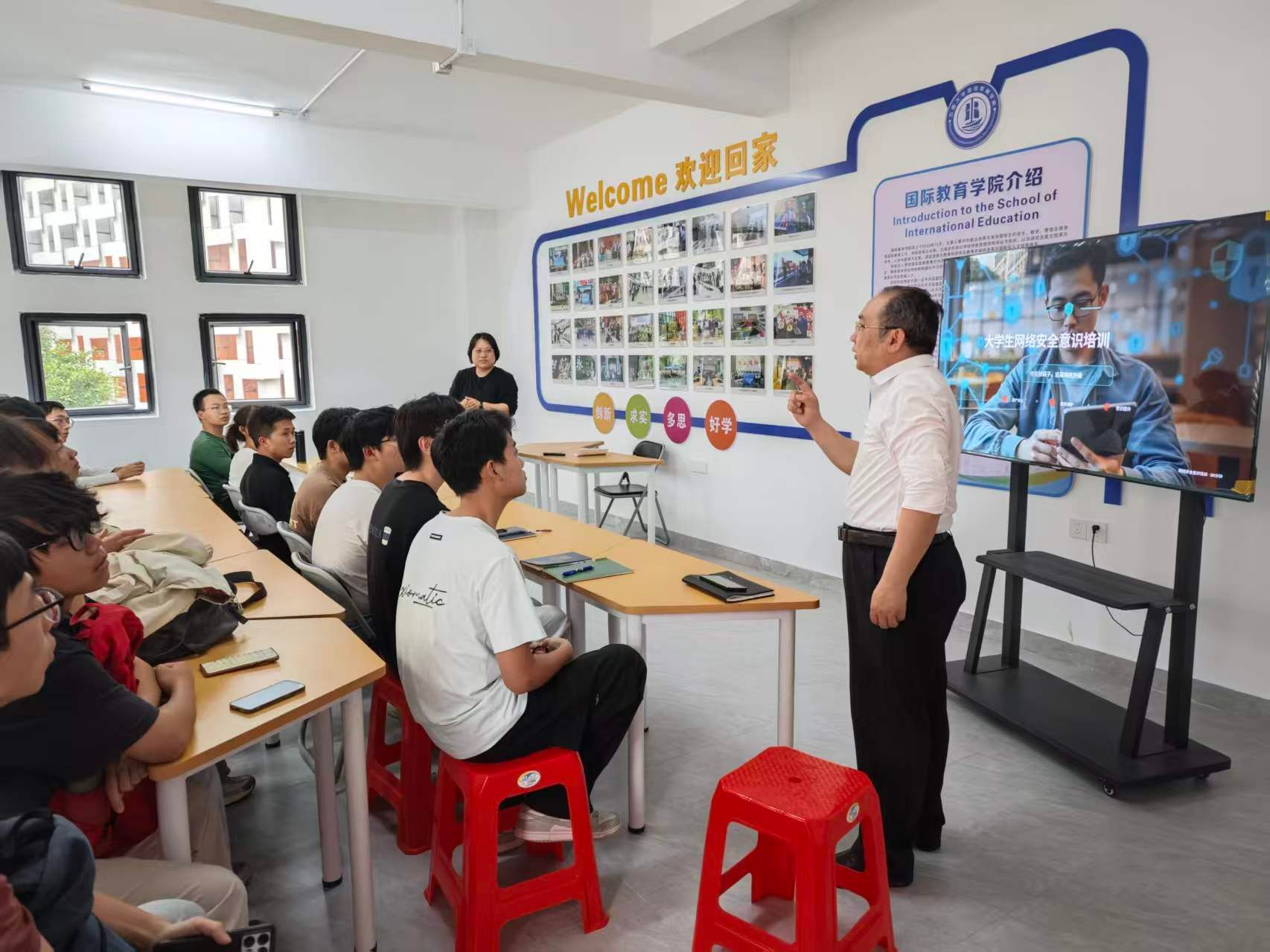 FAD0F71A4E03A5407ED9BAC39DE_CC6E39AE_37163