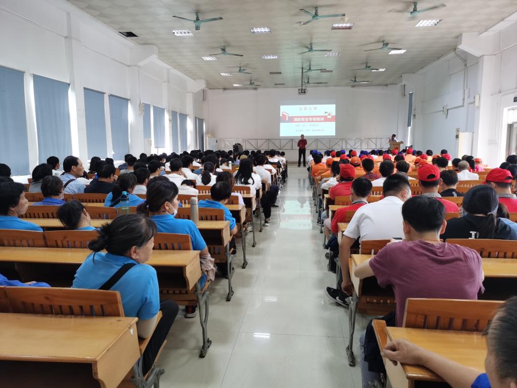 E9FAB6D68933D75BA623BF9398C_671C1556_18D22 E9FAB6D68933D75BA623BF9398C_671C1556_18D22