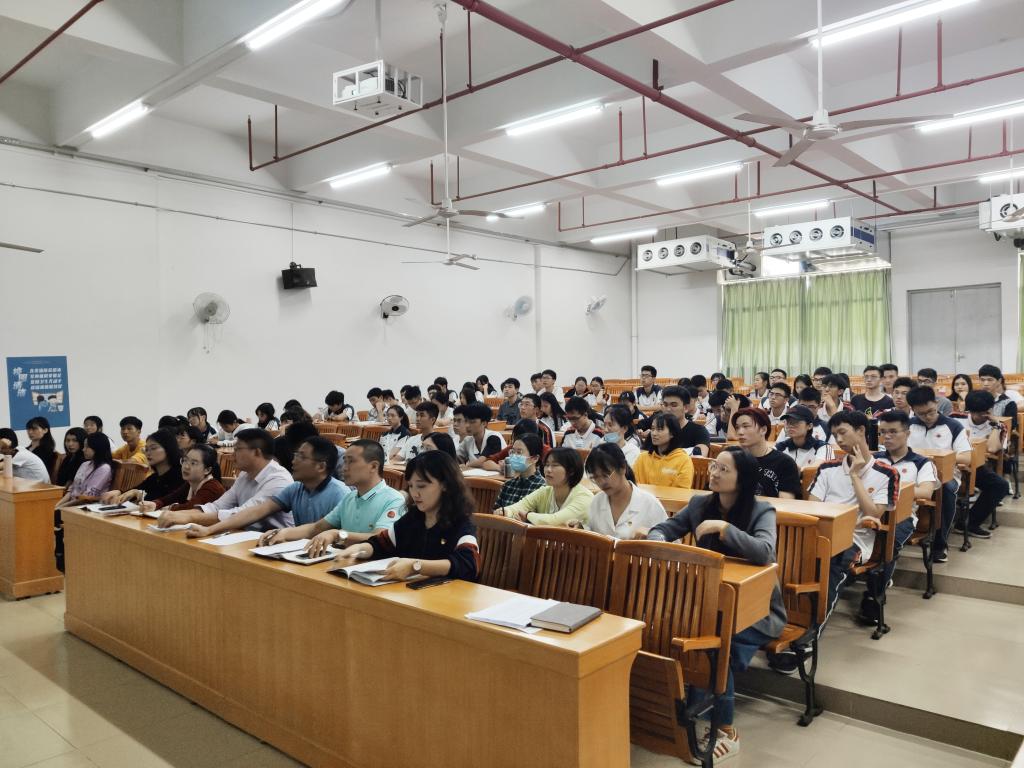 CD4099A38A2332BE5FBDCC19ADF_227046E7_1B51B