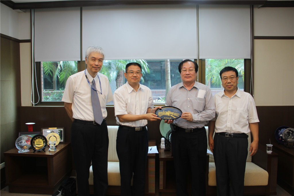 B5EBC3D22FEAF5256A05B092EC6_A0D35FD9_274CC.jpg?e=