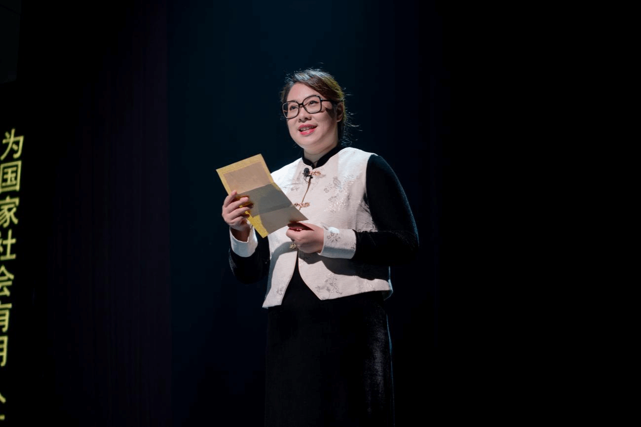 34DACE95F7379BEDBBC1E090ECE_E7DD6772_1C901