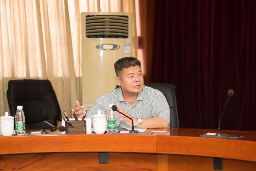 84649380FD975BAC85CD2495098_2F56EEA5_10D39.jpg?e= 84649380FD975BAC85CD2495098_2F56EEA5_10D39.jpg?e=