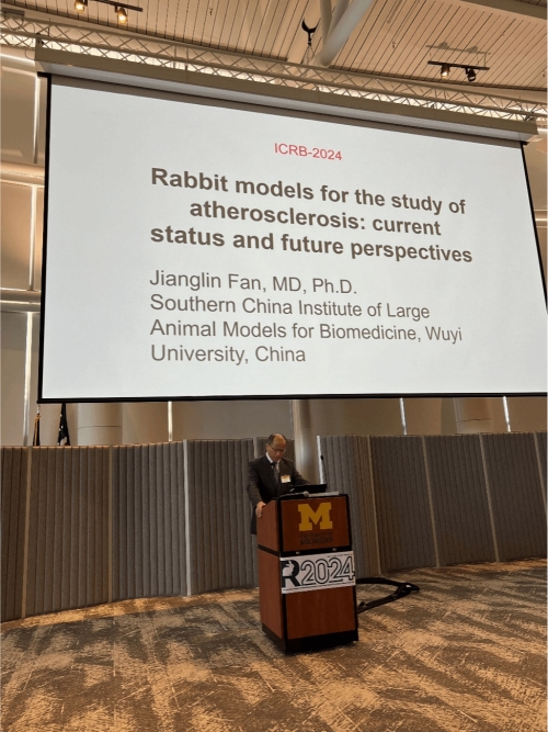 4BCB098463379D3CD62D2FF5040_8FC35951_45164