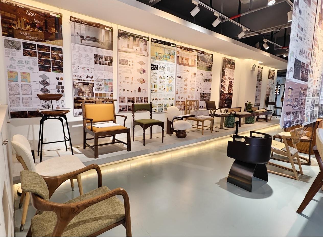 55B8B6A943B30F95BC9D3260530_D3CC1302_34AE7