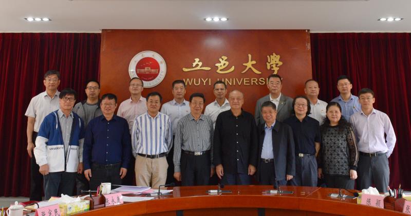 9D953FC8169556B4F4E74FFA221_1DB613E0_C0F5 C0F5