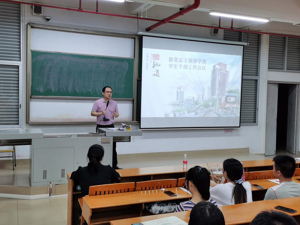 125A77DA5030F9C7A5D57082D5F_E32DF1CC_17E82