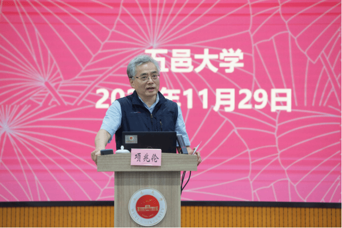 DBC909619555A4F1EEFE22ED713_7FC49009_25D32