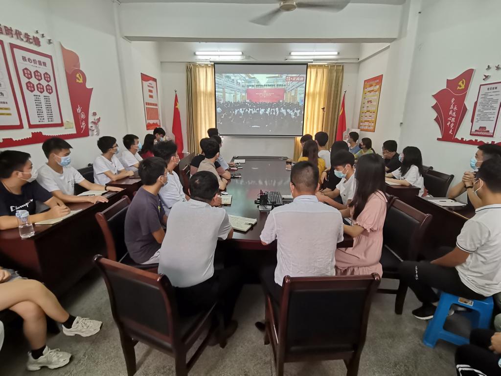 2EC977266B0680476A4B4DF8A59_6BF33496_184BB 2EC977266B0680476A4B4DF8A59_6BF33496_184BB