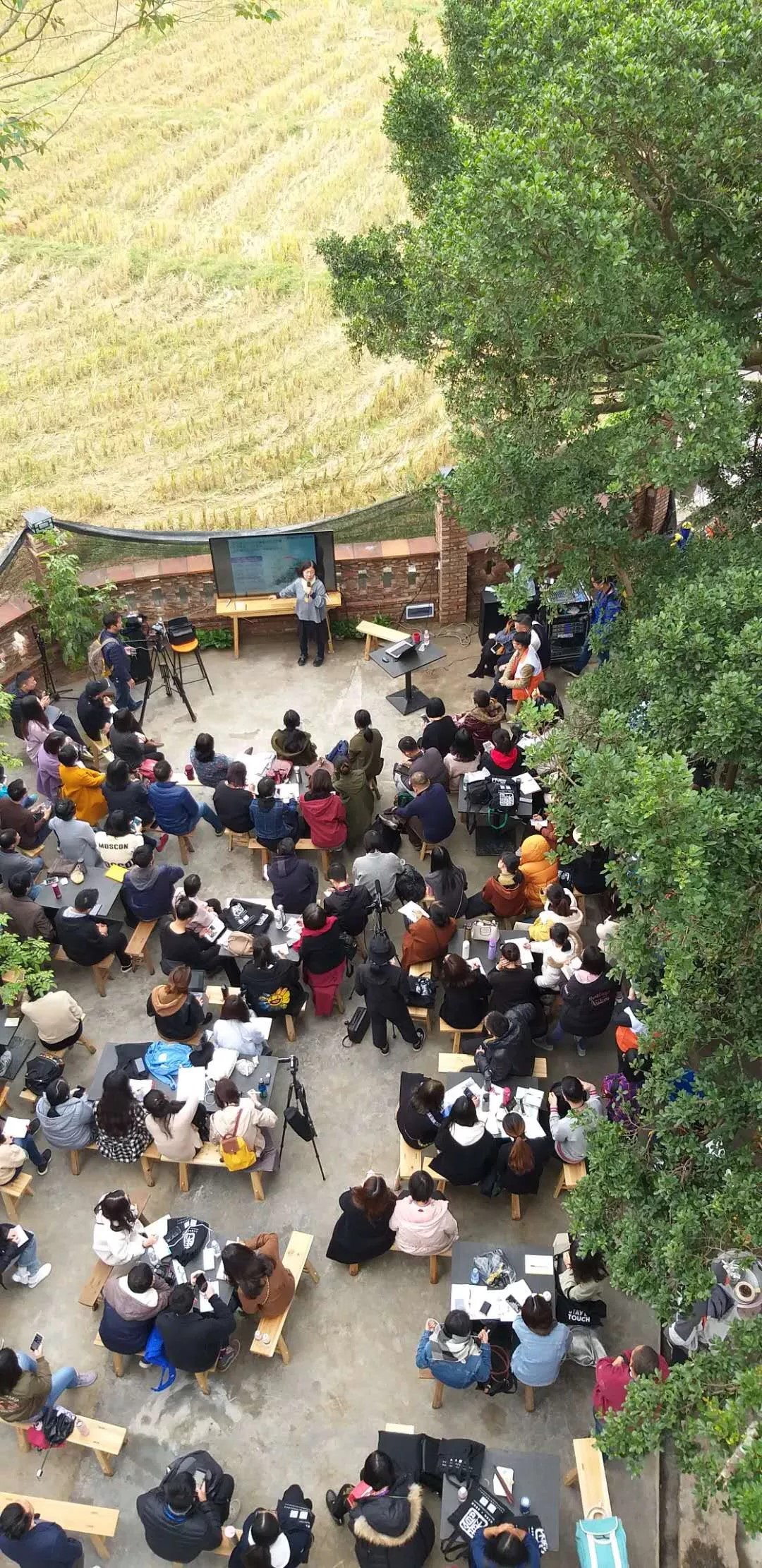 0A00D69FC9F80FC3F14666C6A95_976B9ACA_BE9DE