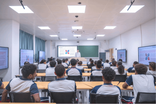 BC3994C5A50267CF53B6A717829_2A38A17C_13B18