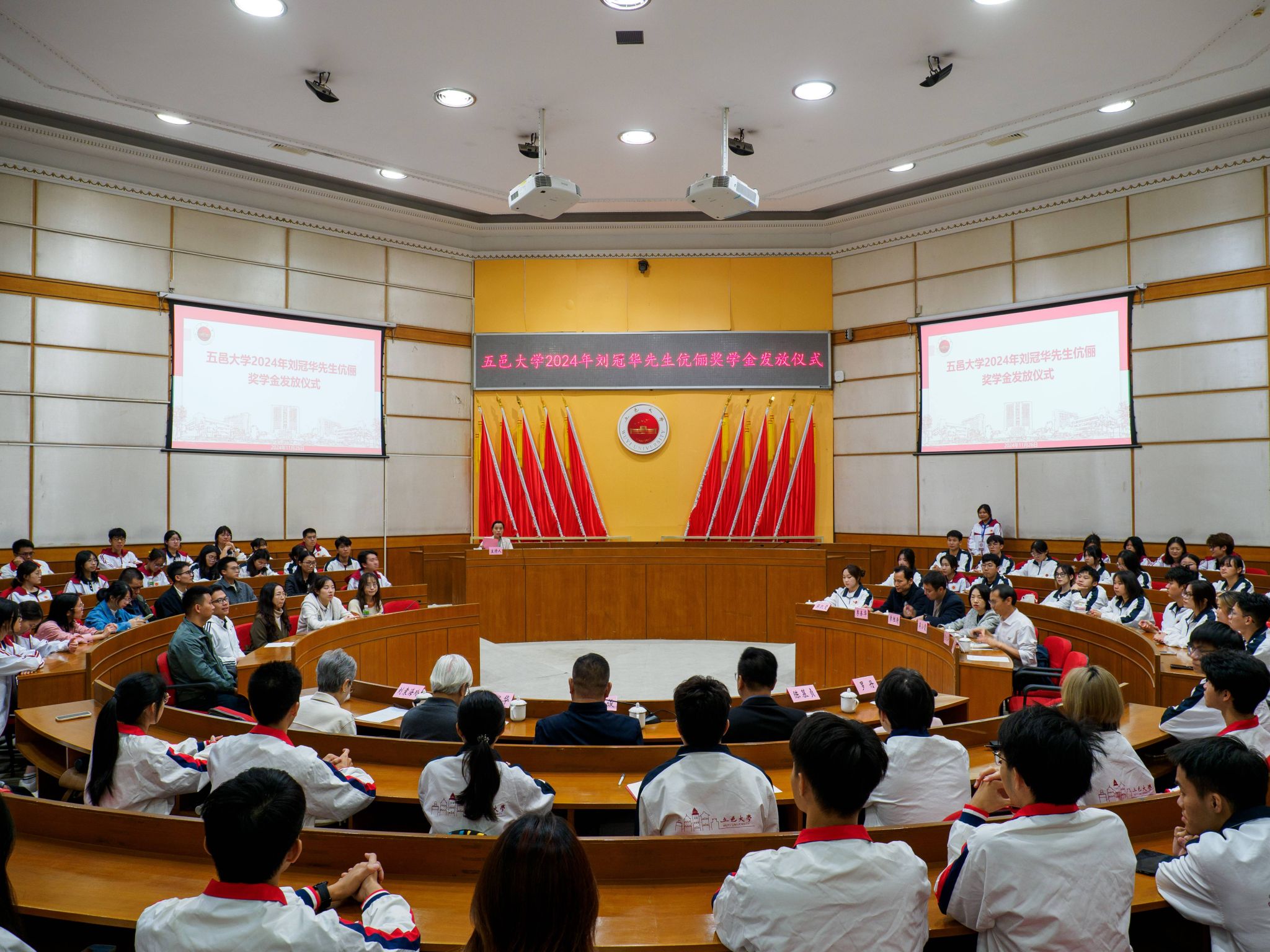 3730D18AE83AEF70D76F438EA78_8D4865E8_69715.jpg?e=