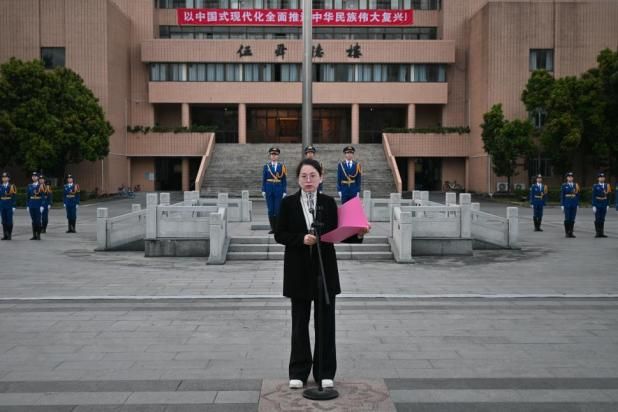 4D88722017FCF7FD822C4C8F7D9_BF1CBB7A_A842