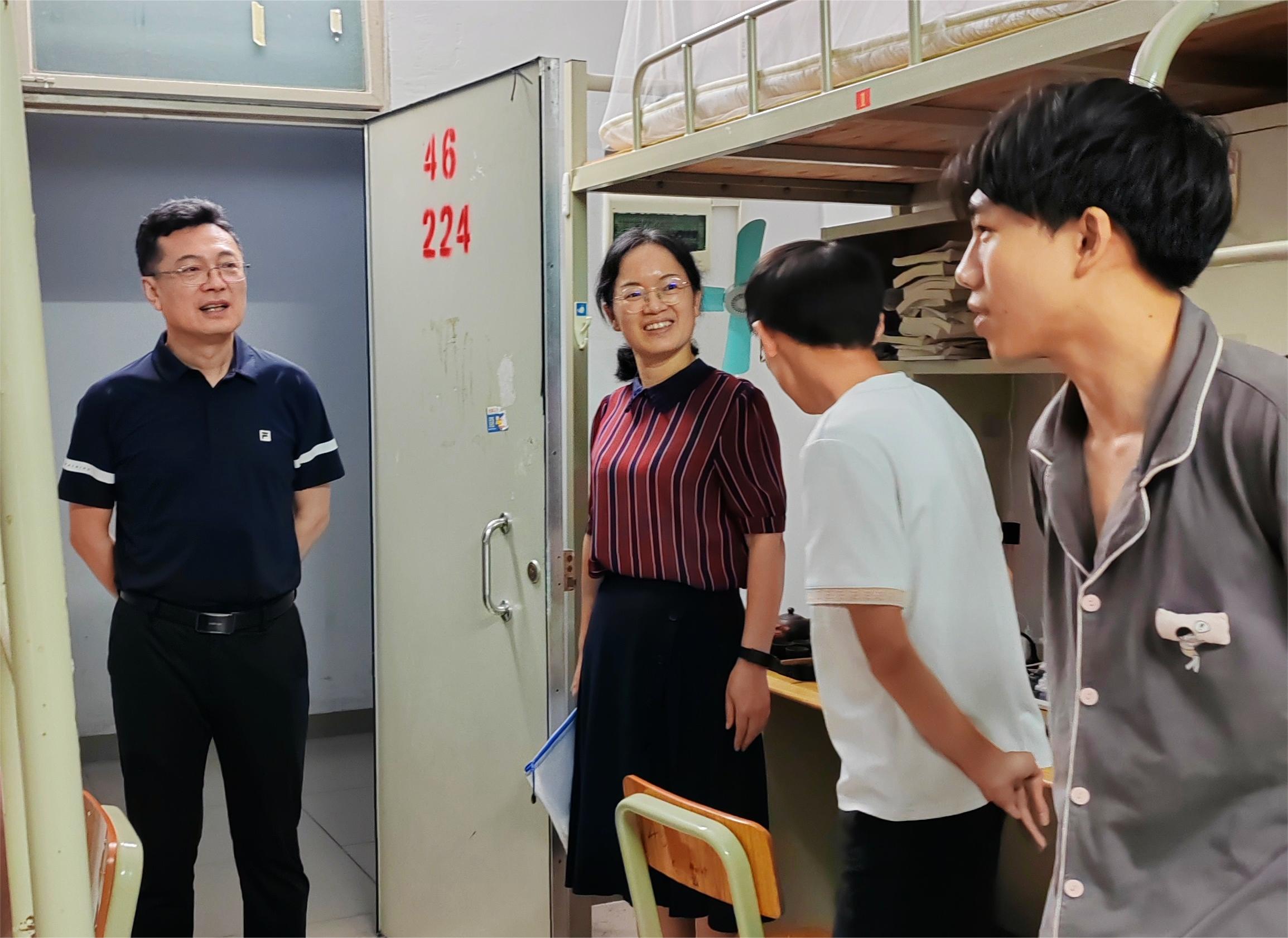 E83D9958A11B941CA1BF953CB7C_EEABB2D6_4C190 E83D9958A11B941CA1BF953CB7C_EEABB2D6_4C190