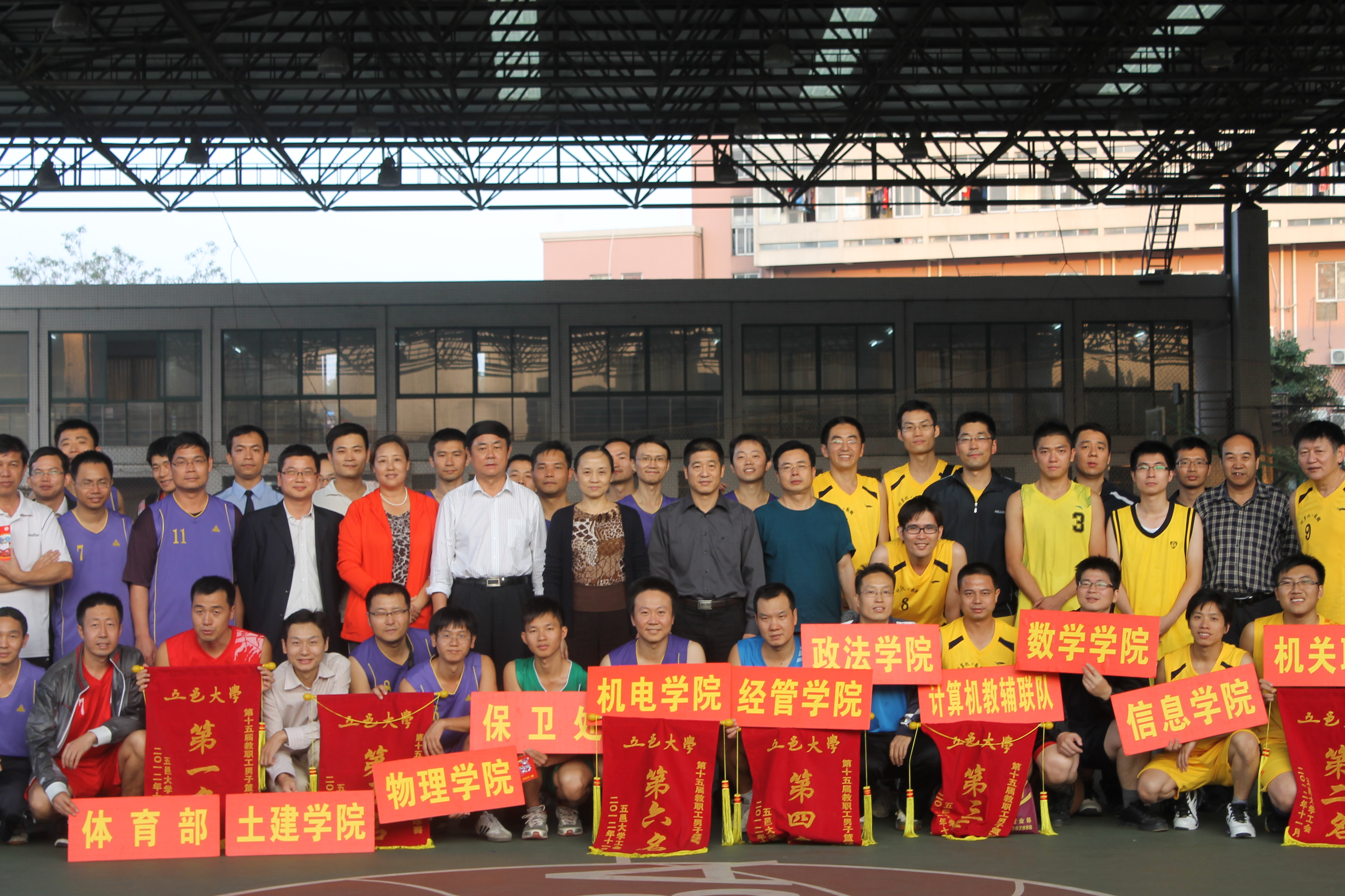 6E5E1D17B294BC67840AE0D21BB_07EE3926_41A108.jpg?e=