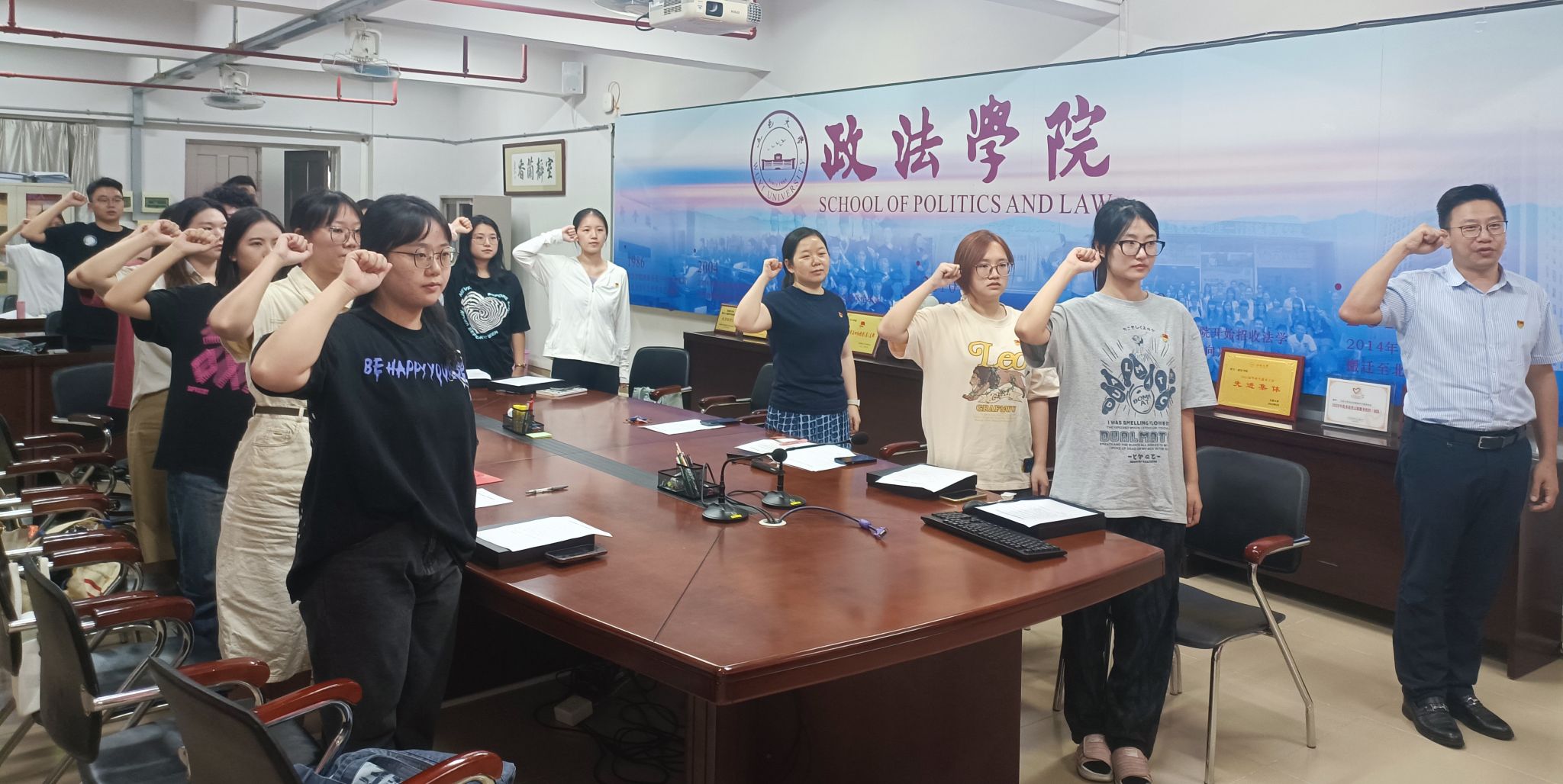 6F2E6A35707044B4AAC2DE214E1_FA3BDEF6_43CDA 6F2E6A35707044B4AAC2DE214E1_FA3BDEF6_43CDA