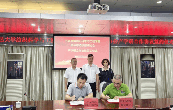 454056C4E22E00FDCAE29BBAB45_1C92A07B_249AC