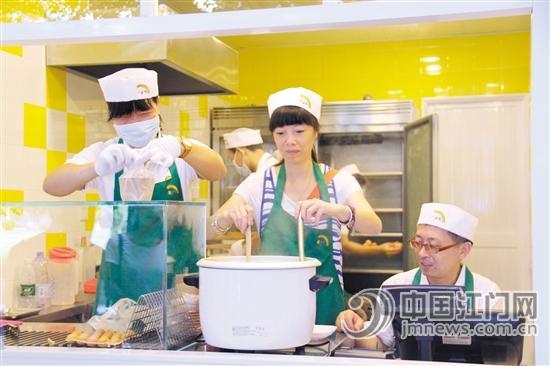 ECD4A41A0739BF3BFFA6F25608C_1D1DB12D_8612.jpg?e=