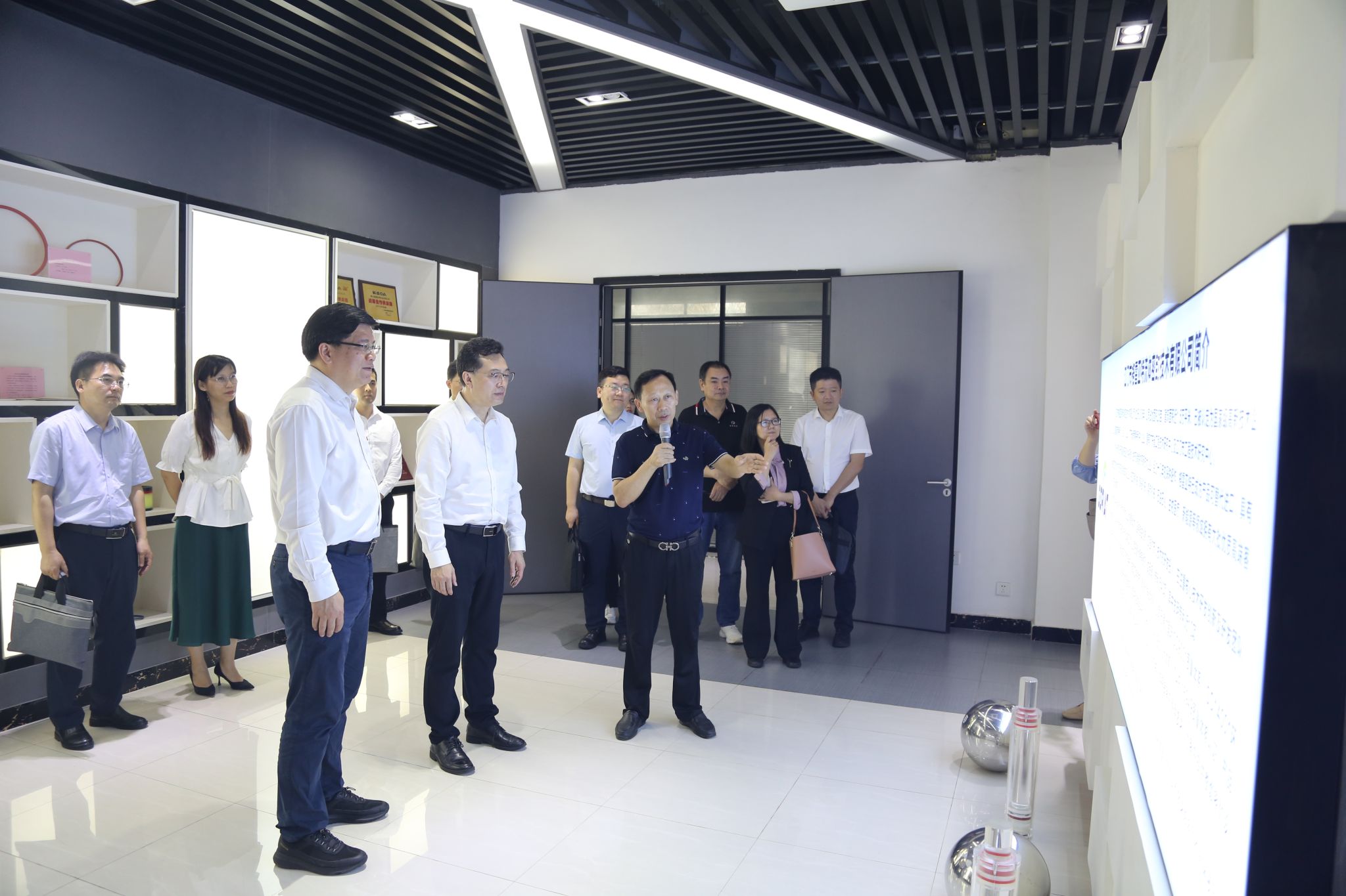 EEC83DBC5C4A2A48DF41157990C_7B7F0F10_3EA29