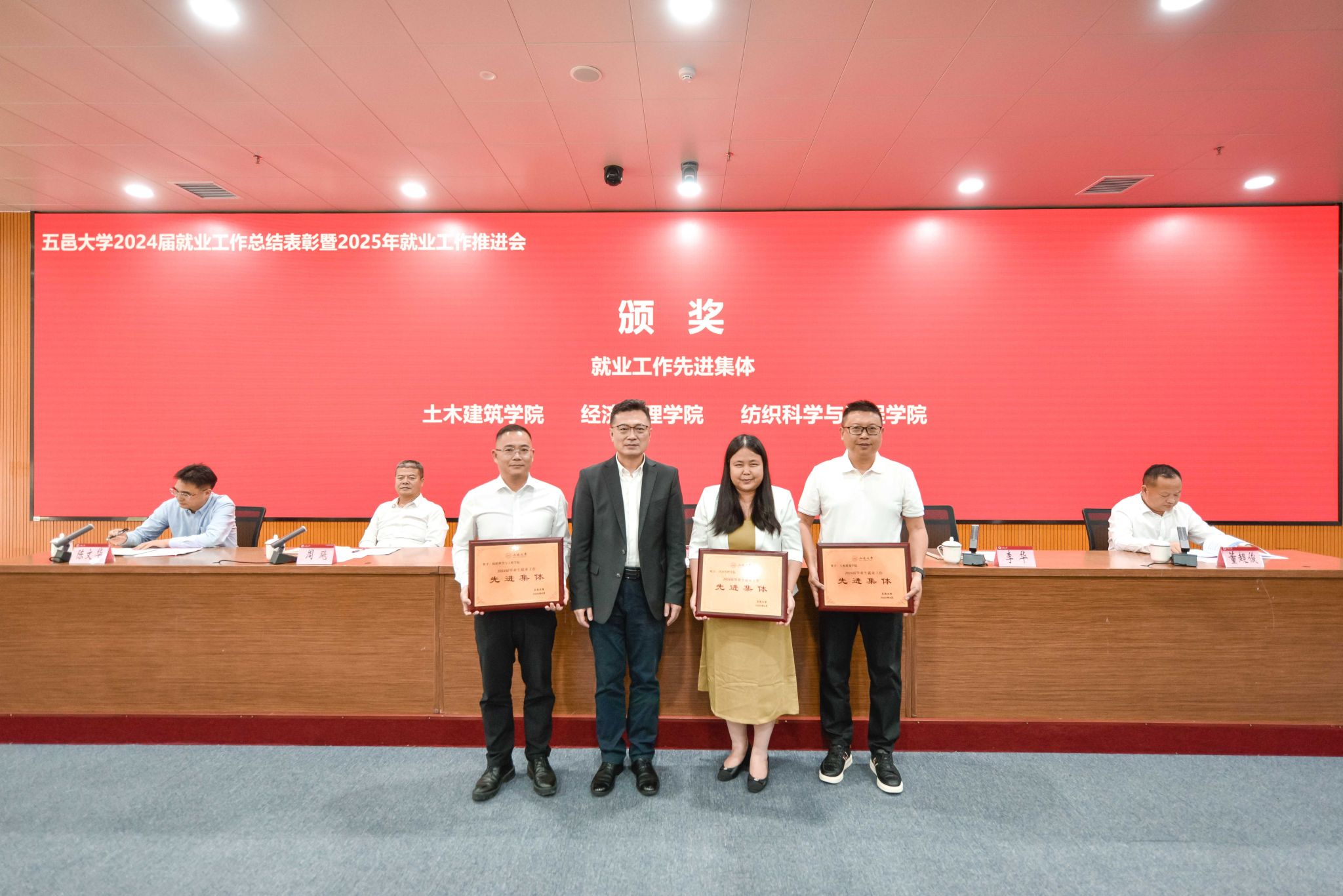 DBEEC353D2683D7E5C27F0E5328_6F9F0C17_4ACDF DBEEC353D2683D7E5C27F0E5328_6F9F0C17_4ACDF