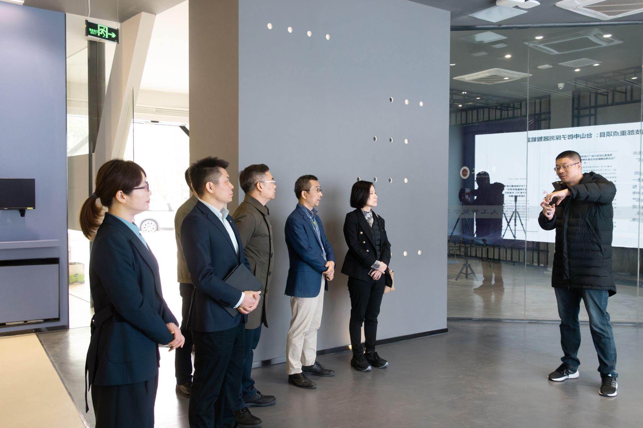 5A5DA9E2B8FE274C49A16CB4D94_9C3CE48B_3BF23