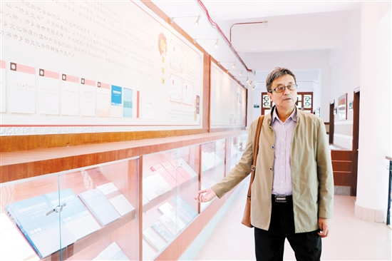 777261EF7783EBA8013812A259C_397D13B0_3E004