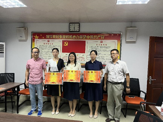 727EB801F77E2F8BA68FDC5B3FC_5199F604_56615