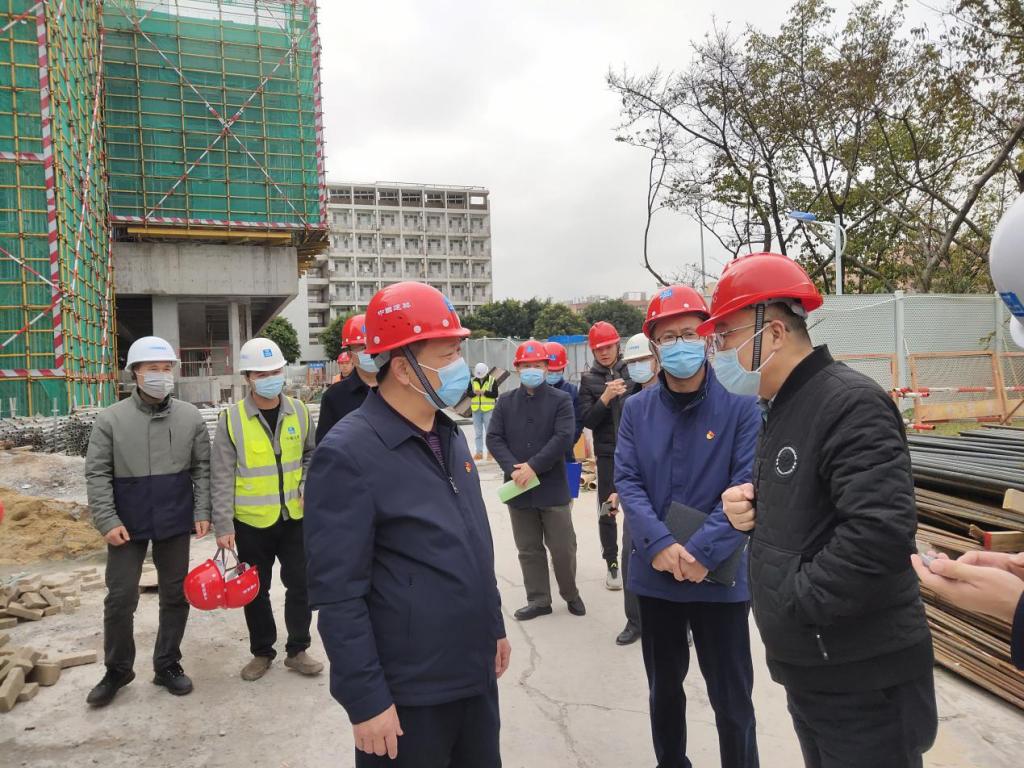 DB80AADF42CCC6DEFA7A6646C17_ED537BE2_24218