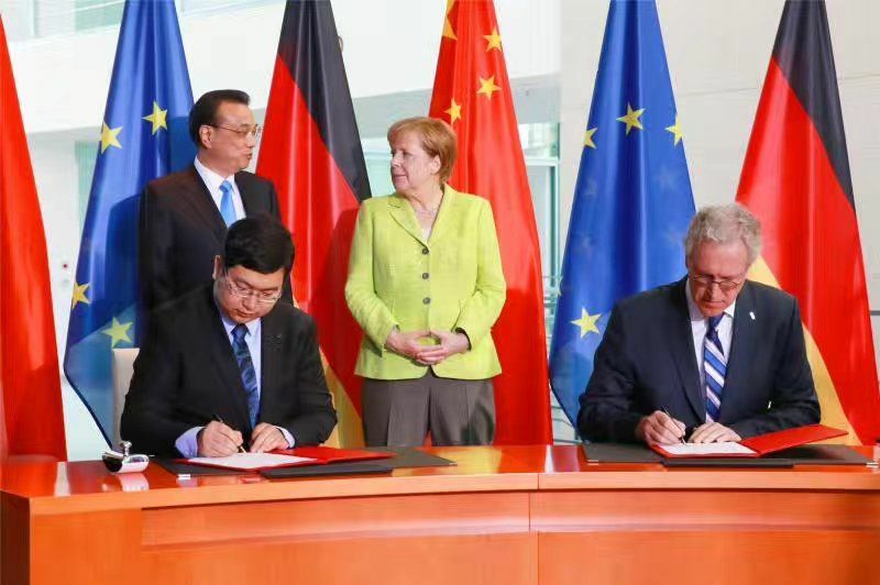 06C6E7E2647FBA538E9A810A719_2A4BE32E_F8EC