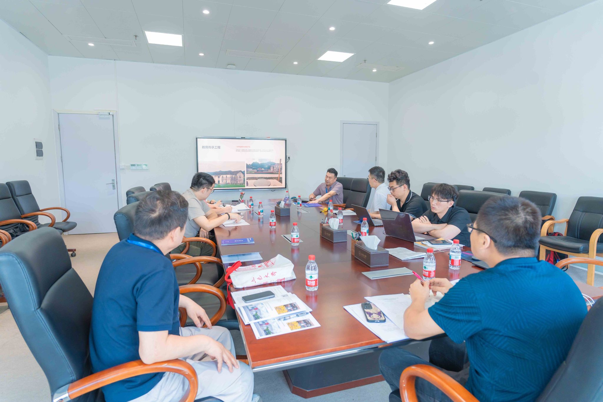 13E71F027EE858355625BD2094C_677EF0FA_3FB23 13E71F027EE858355625BD2094C_677EF0FA_3FB23