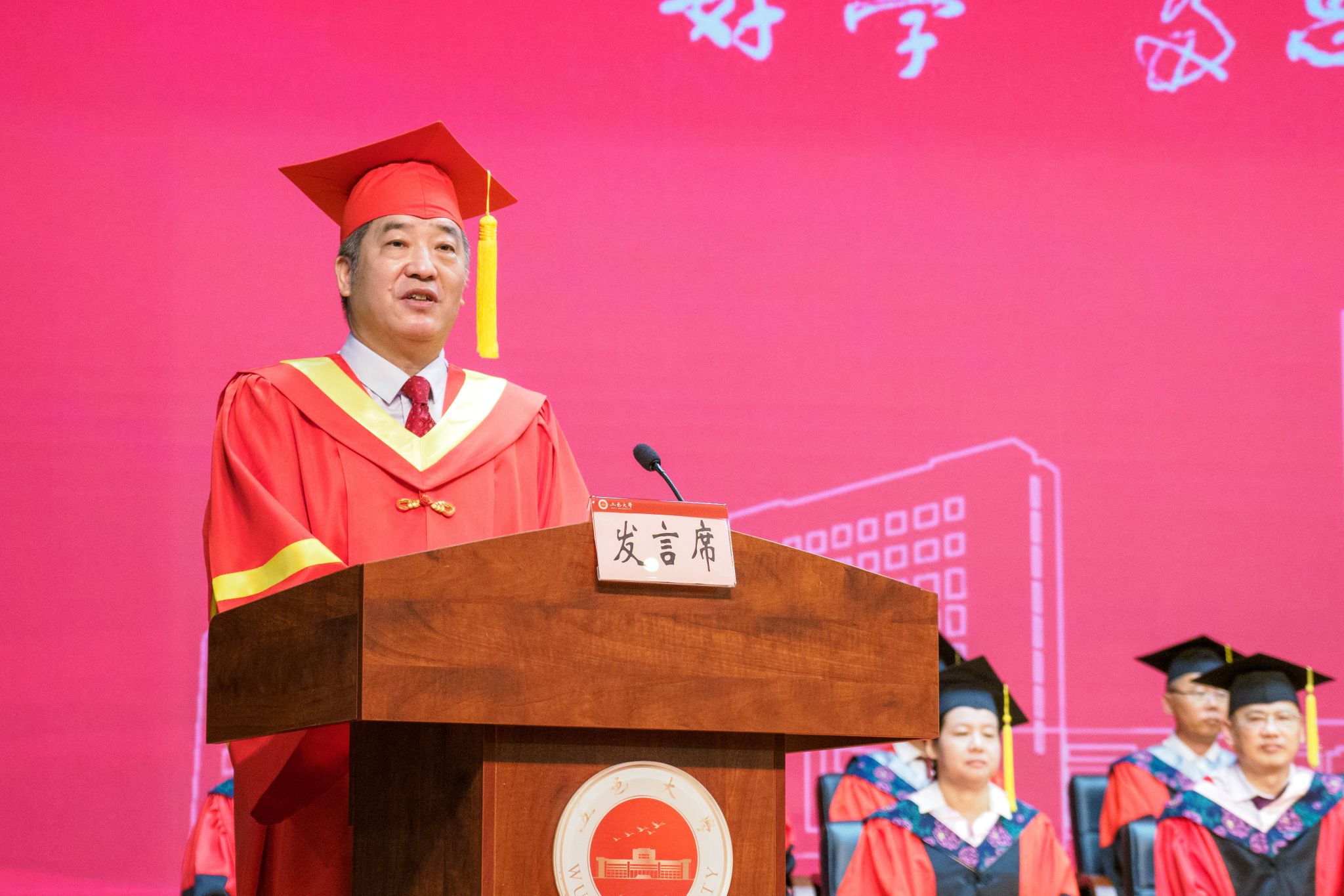 FE288C66B29F16C1D71E185BF81_2DA56237_51B9D