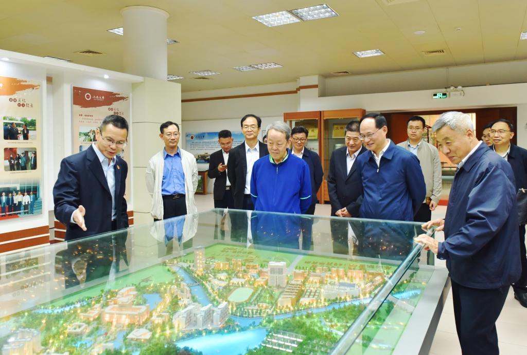 3CE3B75320ED7EFF6148F75761D_6ACE5F62_19EC0