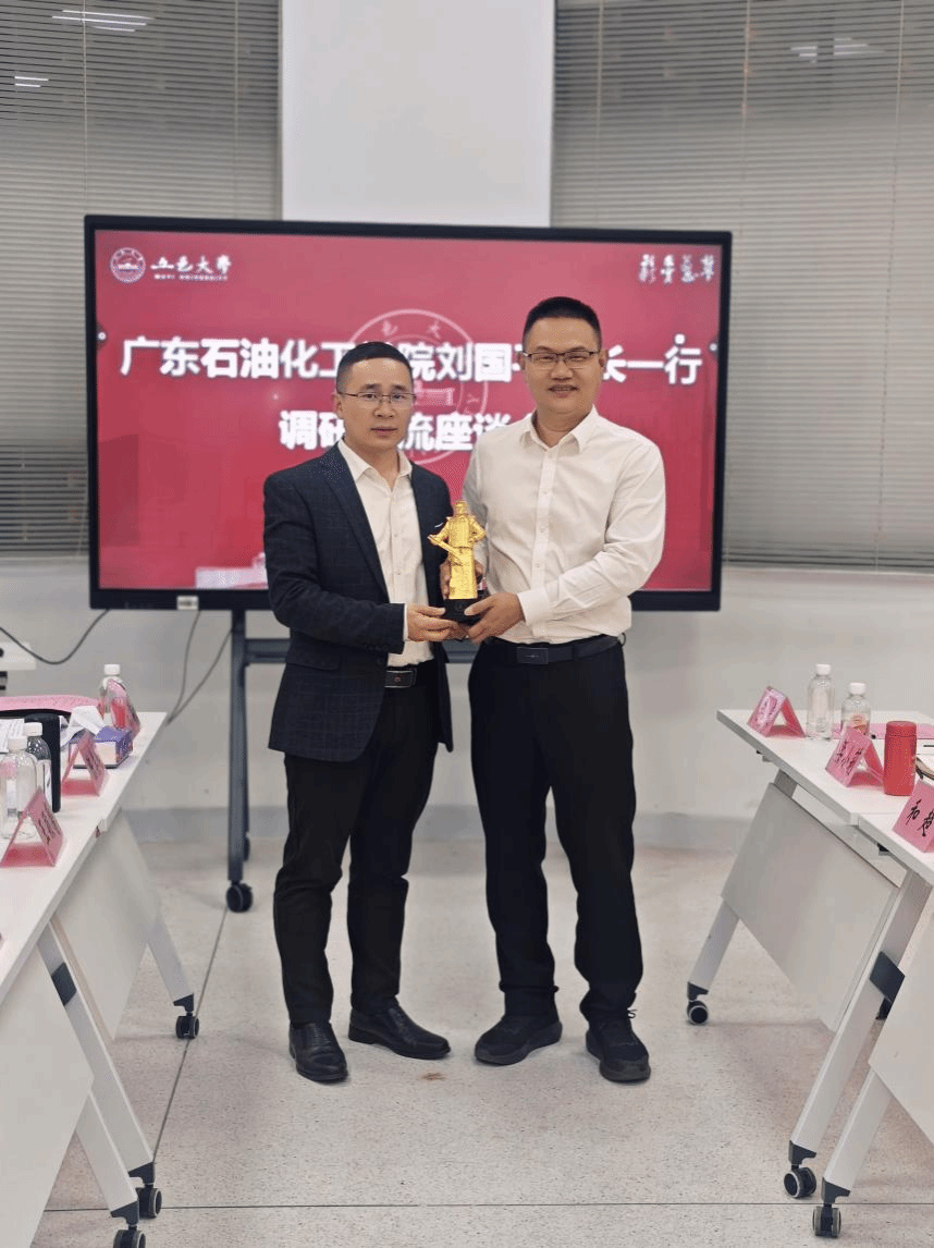 341C0567D55AE536B33DBEF0E79_F58C352F_593B8