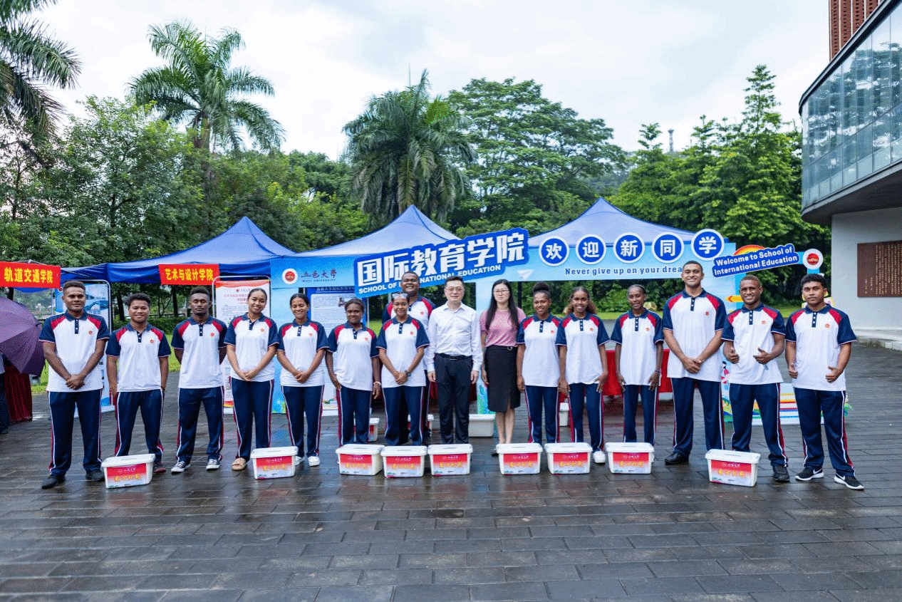 5F46C828E19E5E8F825934849E2_70903B53_892A9