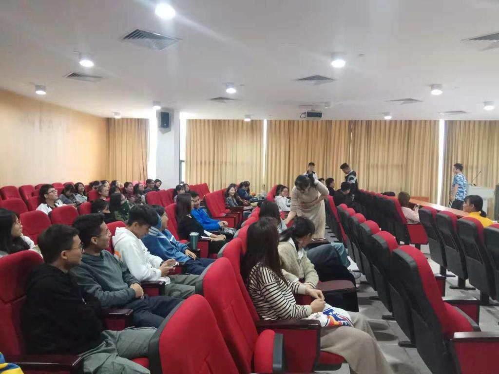 6847A27E71878A0AAD93D9D6787_0BAAAA4B_147FF