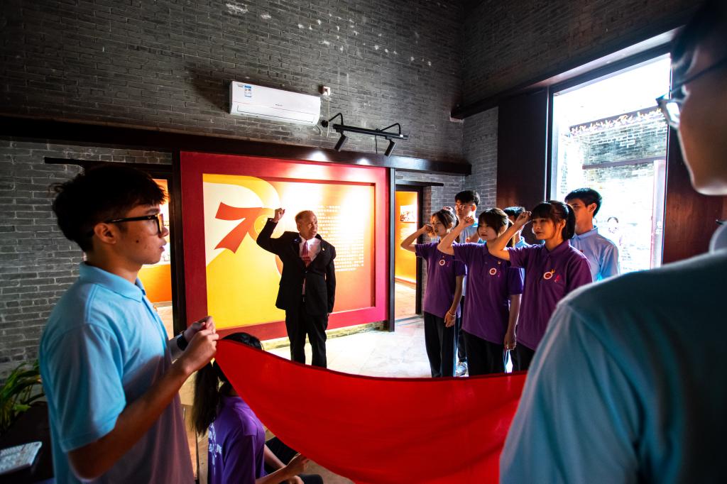 F2F92A44E7EB73213B3FB7E3DC5_03463EDF_186D2