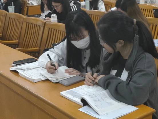 6493882190B2D9707C51F85BF95_680DDE22_1F951