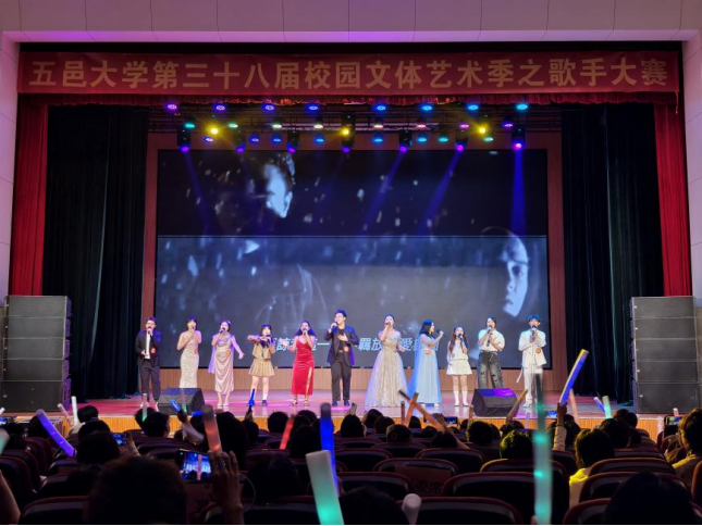 7AD5D21B7FAD8F20634344C8C7A_0CD8C8E8_1317E6