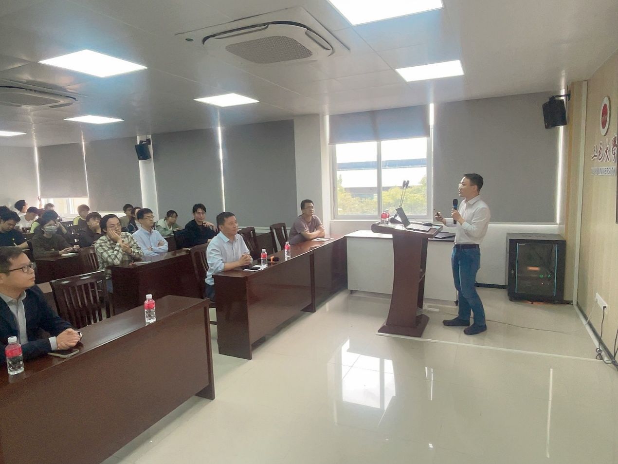 0E6FFE54A599BB14EEF2D3AB1D4_002F8139_1FA79