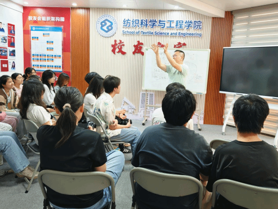 F1A009791713656233FB1C94BF2_4598D726_1EEED