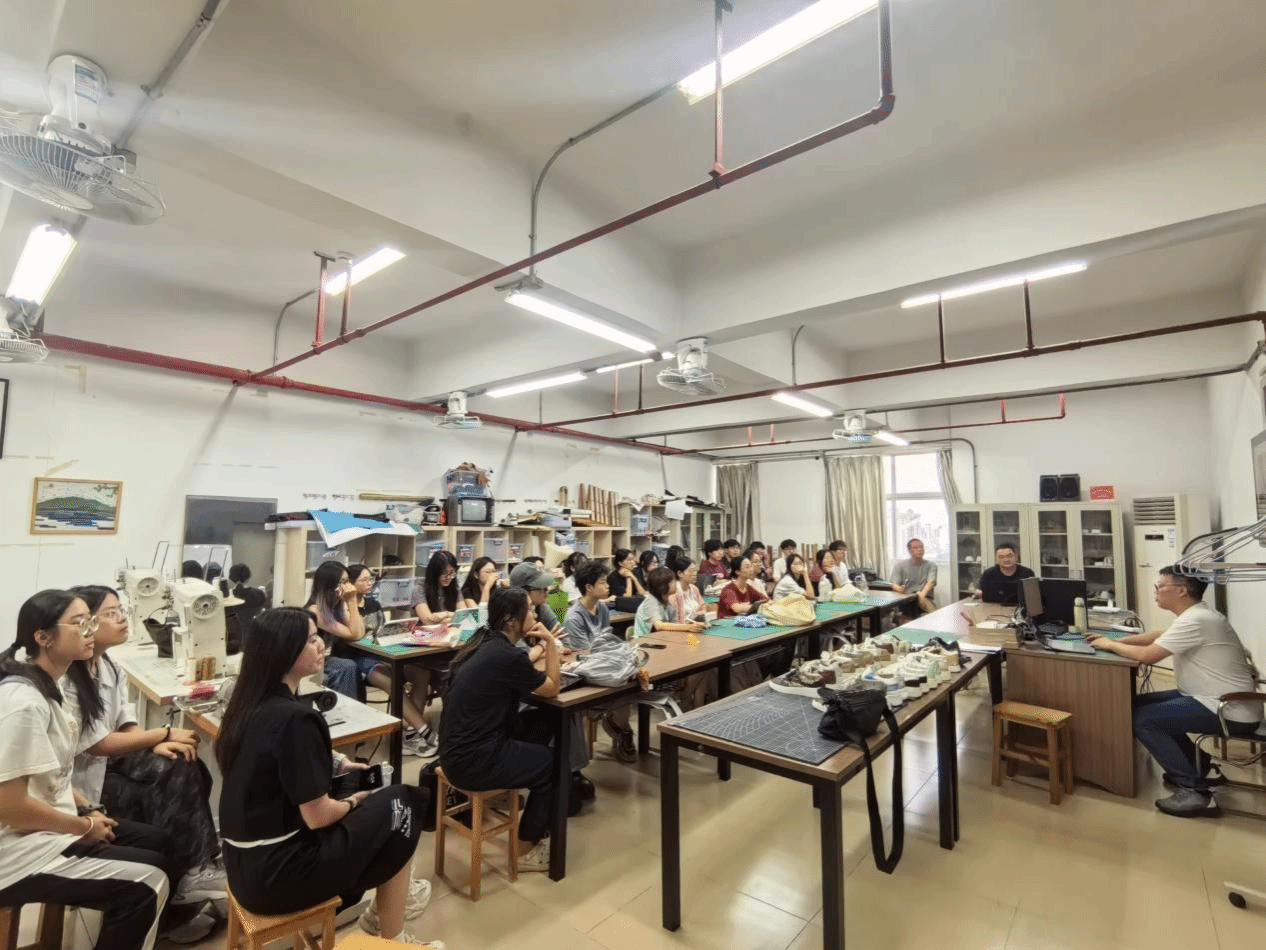 F40D6376BC327EE4C75AD699198_36C75C4D_7D826